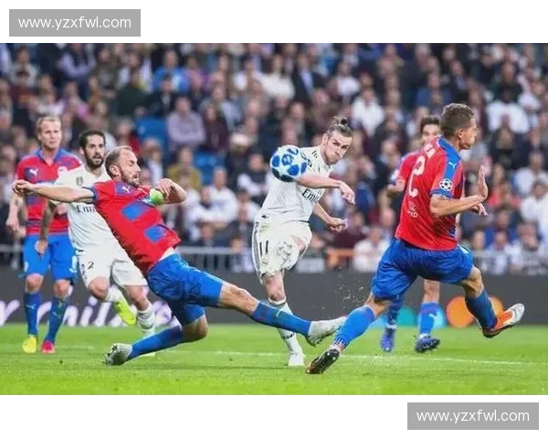 2017年精彩足球赛事回顾 热血对决与经典瞬间再现